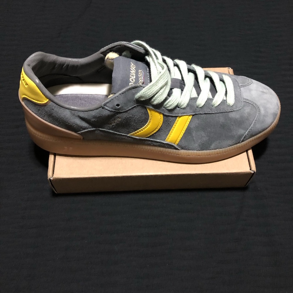 Coolway Goal Women's Sneakers, Size 10/ EUR 44, Sued Retro Low-Top, Gum Sole - Picture 6 of 7